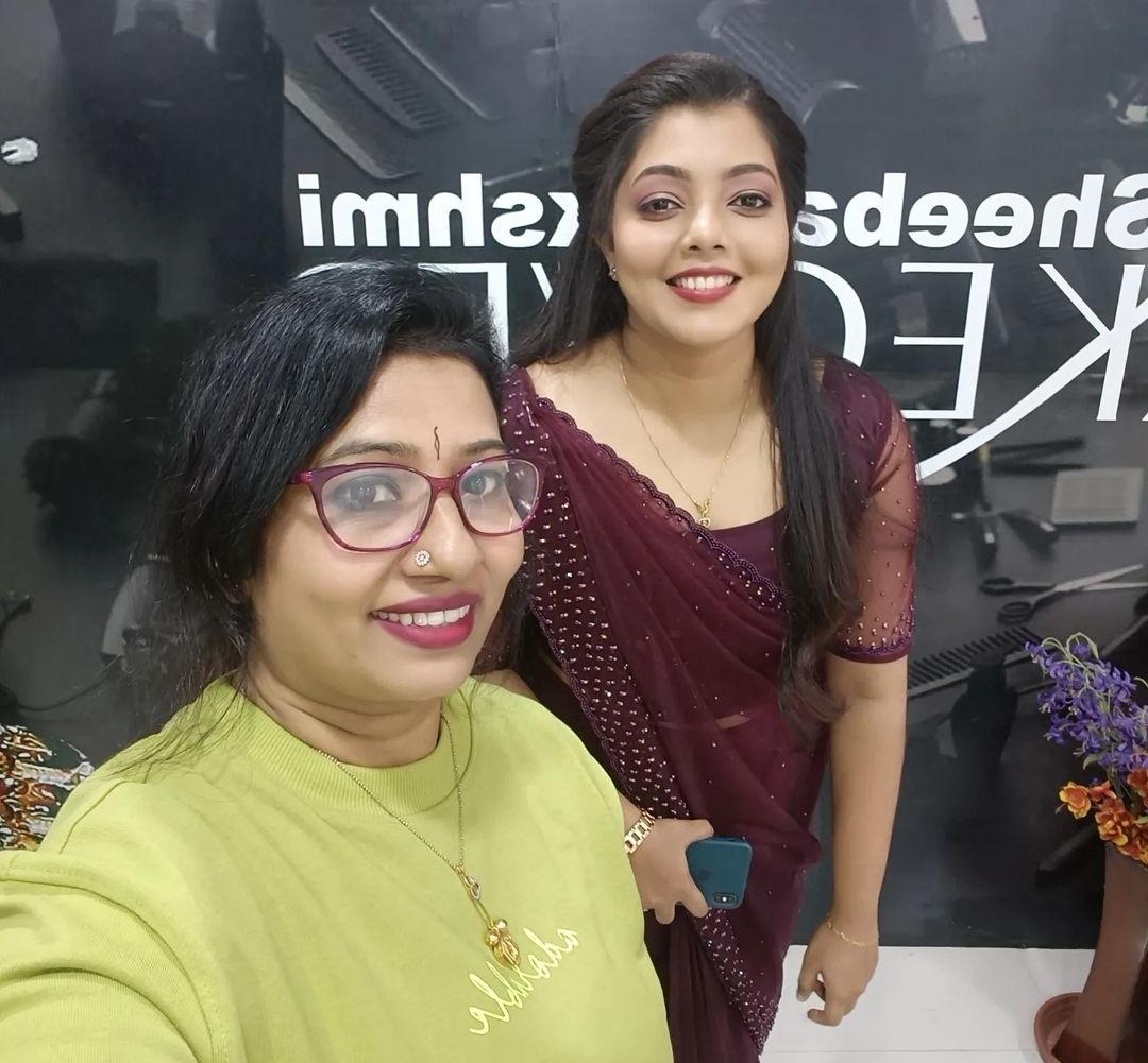 SHEEBALEKSHMI BEAUTY CLINIC AND MAKEUP STUDIO CHARUMOODU AND GURUVAYUR