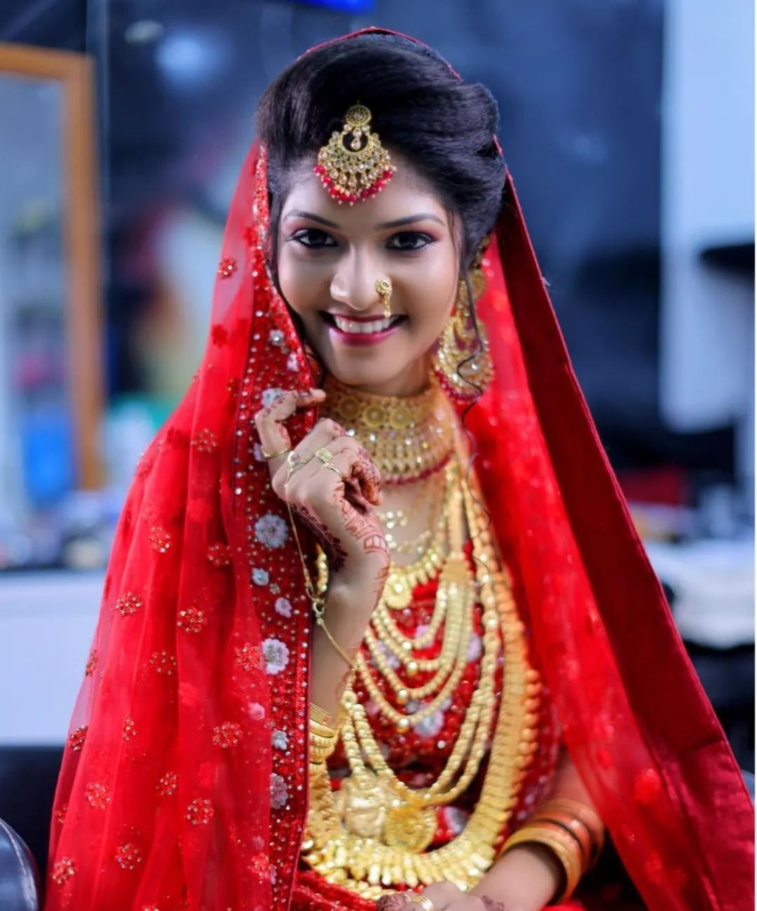 SHEEBALEKSHMI BEAUTY CLINIC AND MAKEUP STUDIO CHARUMOODU AND GURUVAYUR